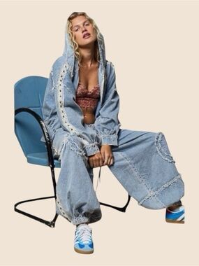 POL Light Blue Distressed Denim Jogger